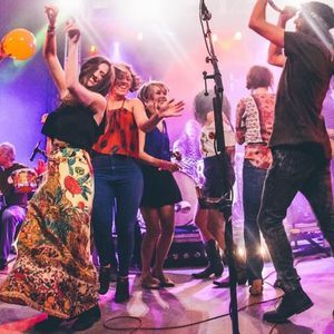 Meet your Posher, Shea